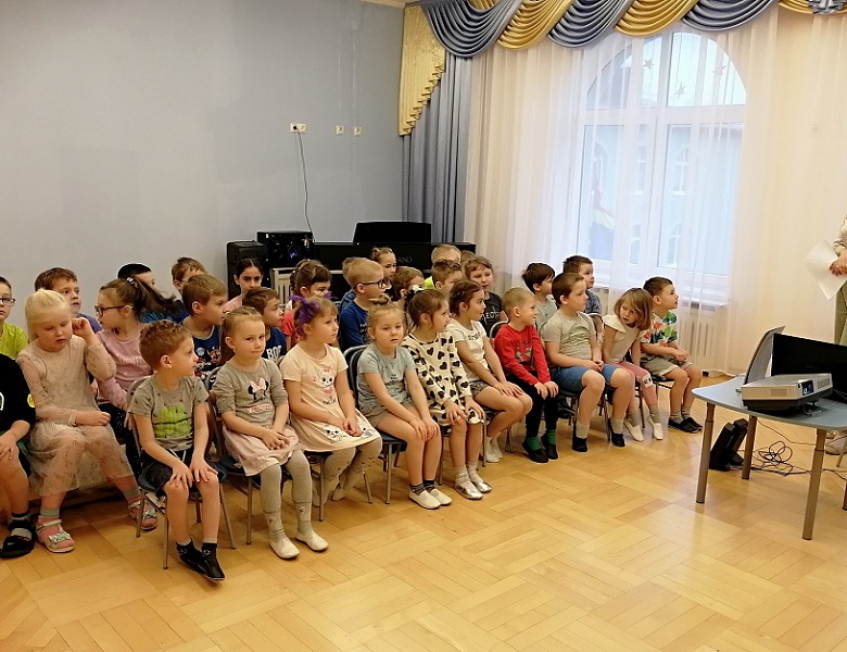 Музыкальная гостиная  П.И. Чайковский и его «Детский альбом»»